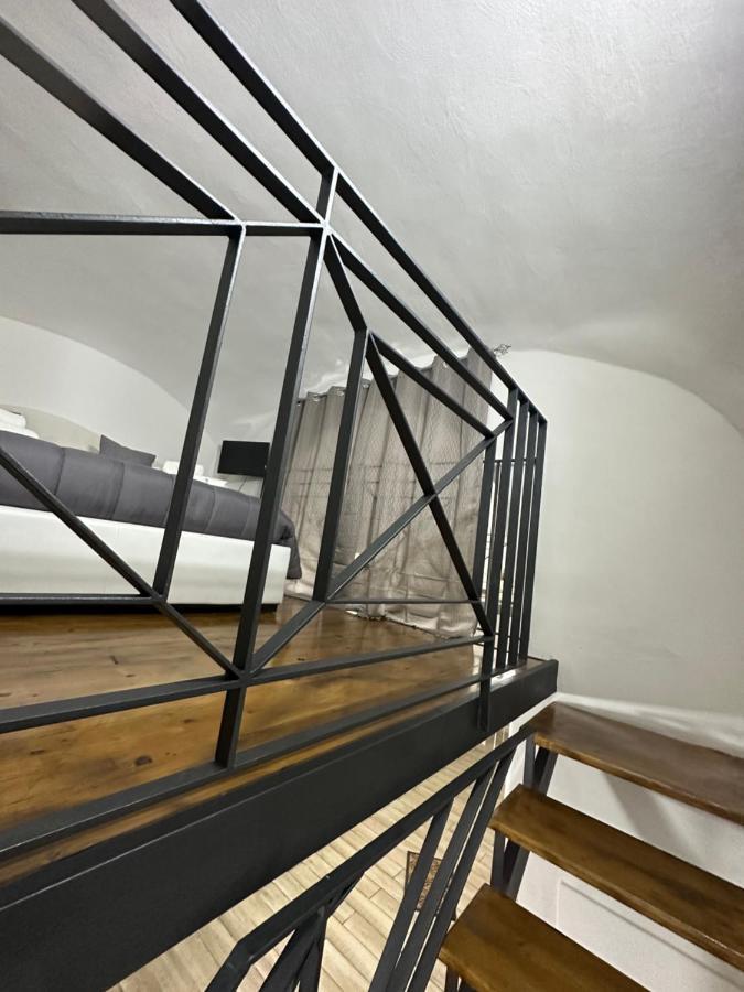 Aurora House Apartment เนเปิลส์ ภายนอก รูปภาพ