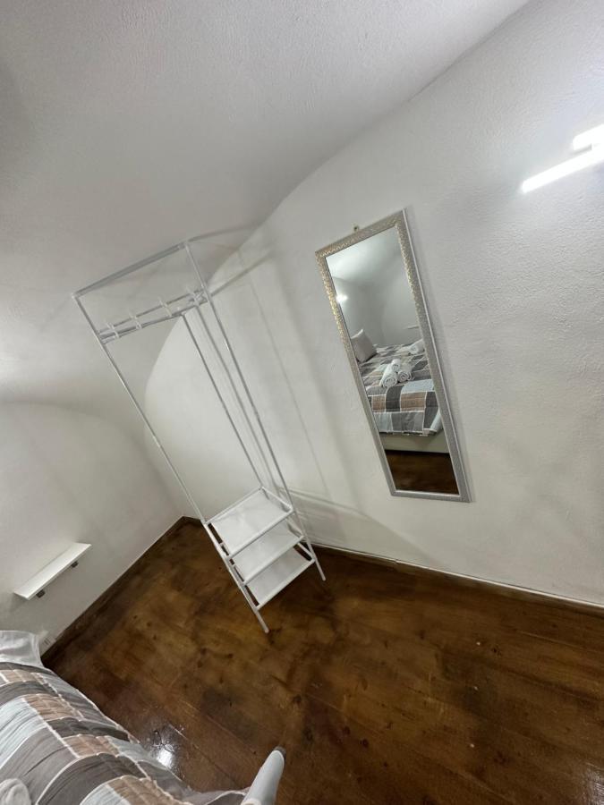 Aurora House Apartment เนเปิลส์ ภายนอก รูปภาพ