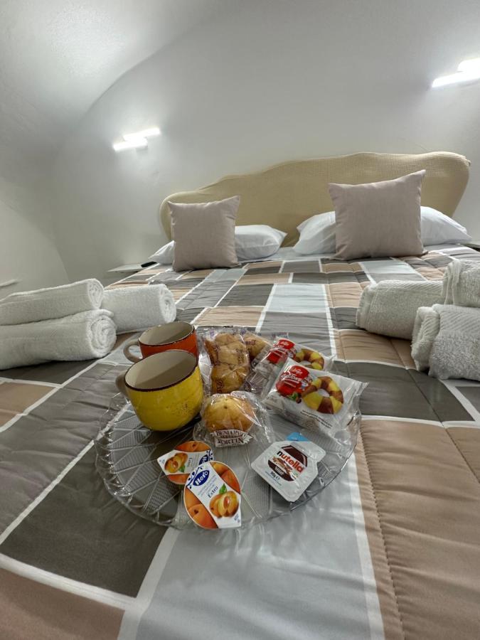 Aurora House Apartment เนเปิลส์ ภายนอก รูปภาพ